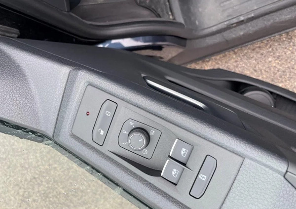 Volkswagen Multivan cena 244900 przebieg: 21000, rok produkcji 2021 z Drawno małe 301